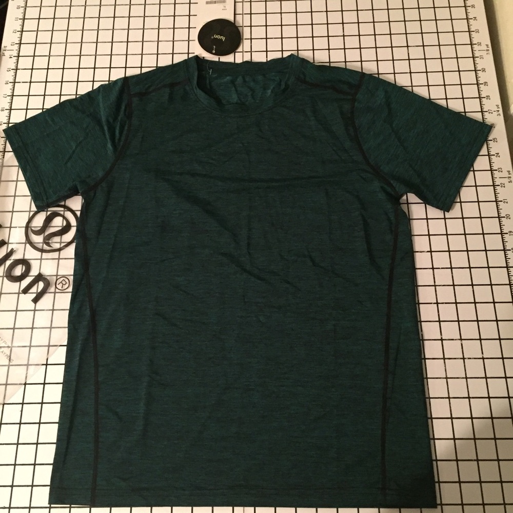 Lululemon swiftly tech SS crew XL